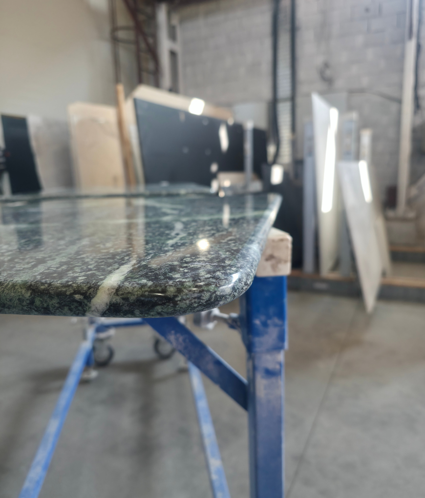 Естествен мрамор